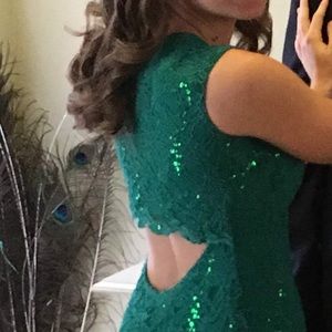 Emerald green prom dress